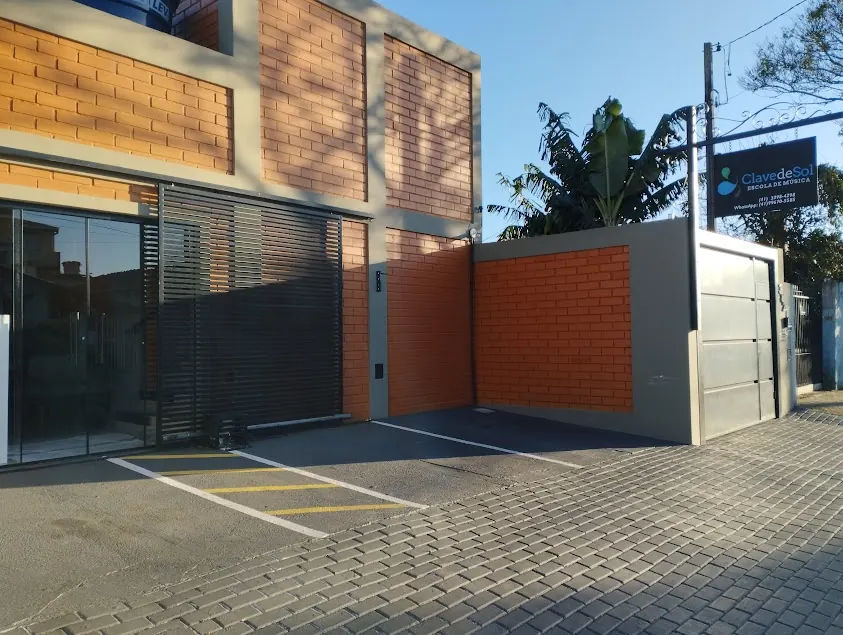 Fachada da Escola de Música Clave de Sol